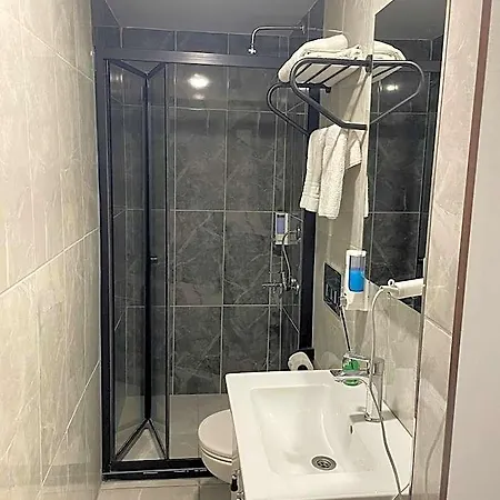 Szálloda Edwin 3*
