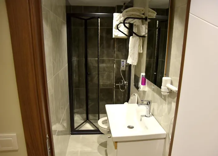 Edwin 伊斯坦布尔